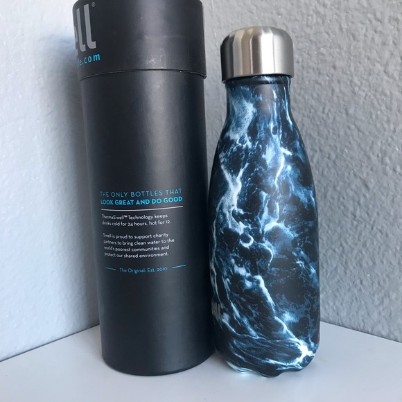 Swell Water Bottle - Picture 5 of 5